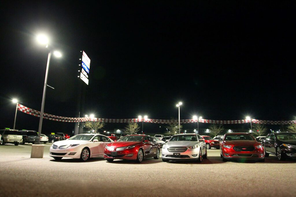Tips when choosing LED parking lot lights for your auto dealership